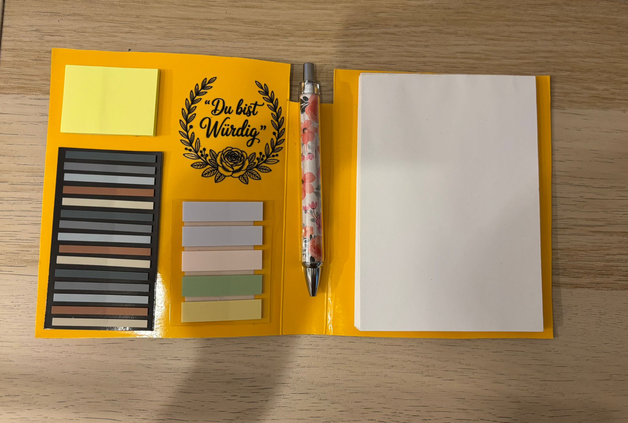 Notebook set: Post it + Notepad (includes the Stabilo Set)