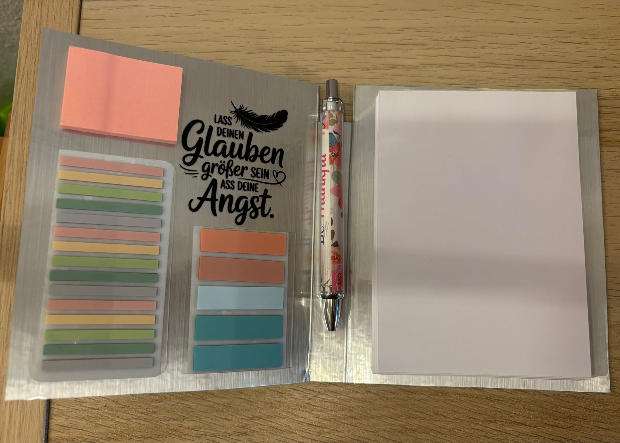 Notebook set: Post it + Notepad (includes the Stabilo Set)