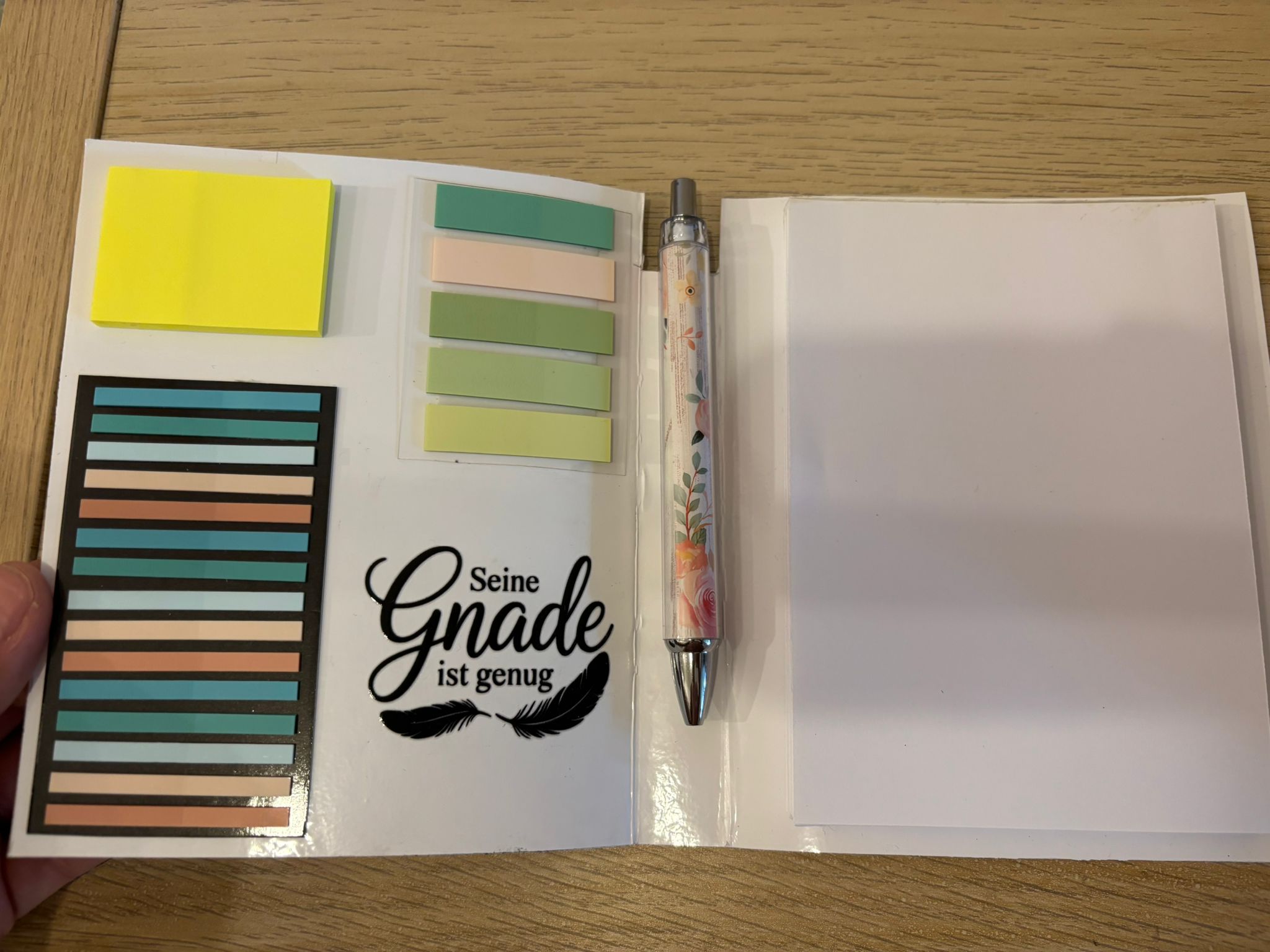 Notebook set: Post it + Notepad (includes the Stabilo Set)