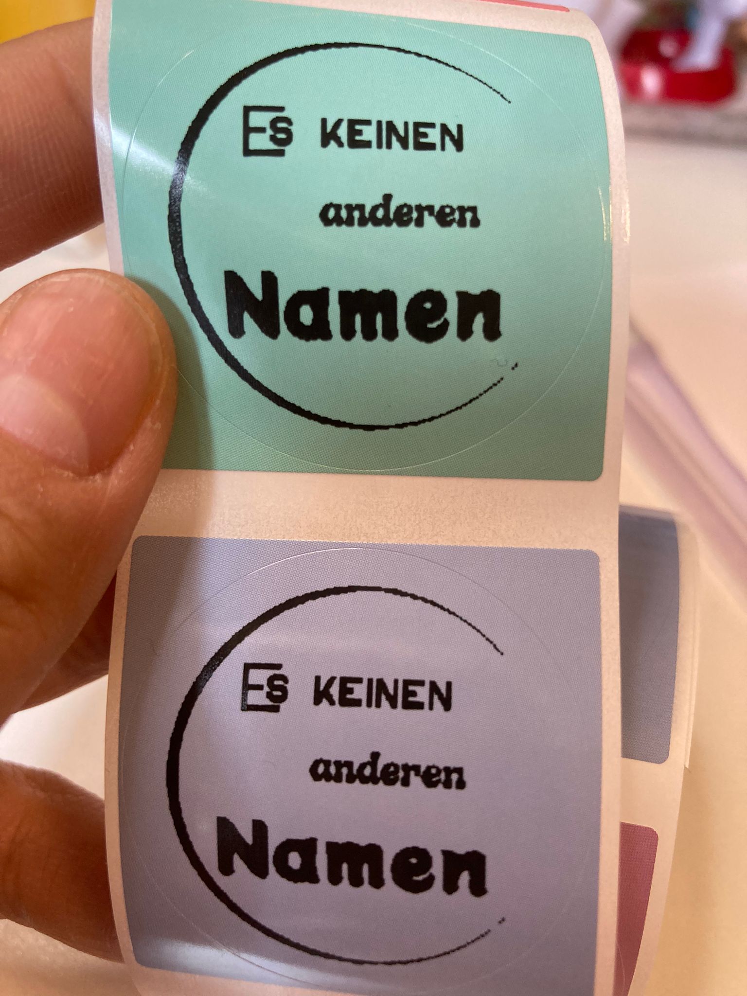 Set von 6 farbigen runden Stickers - 40x40mm