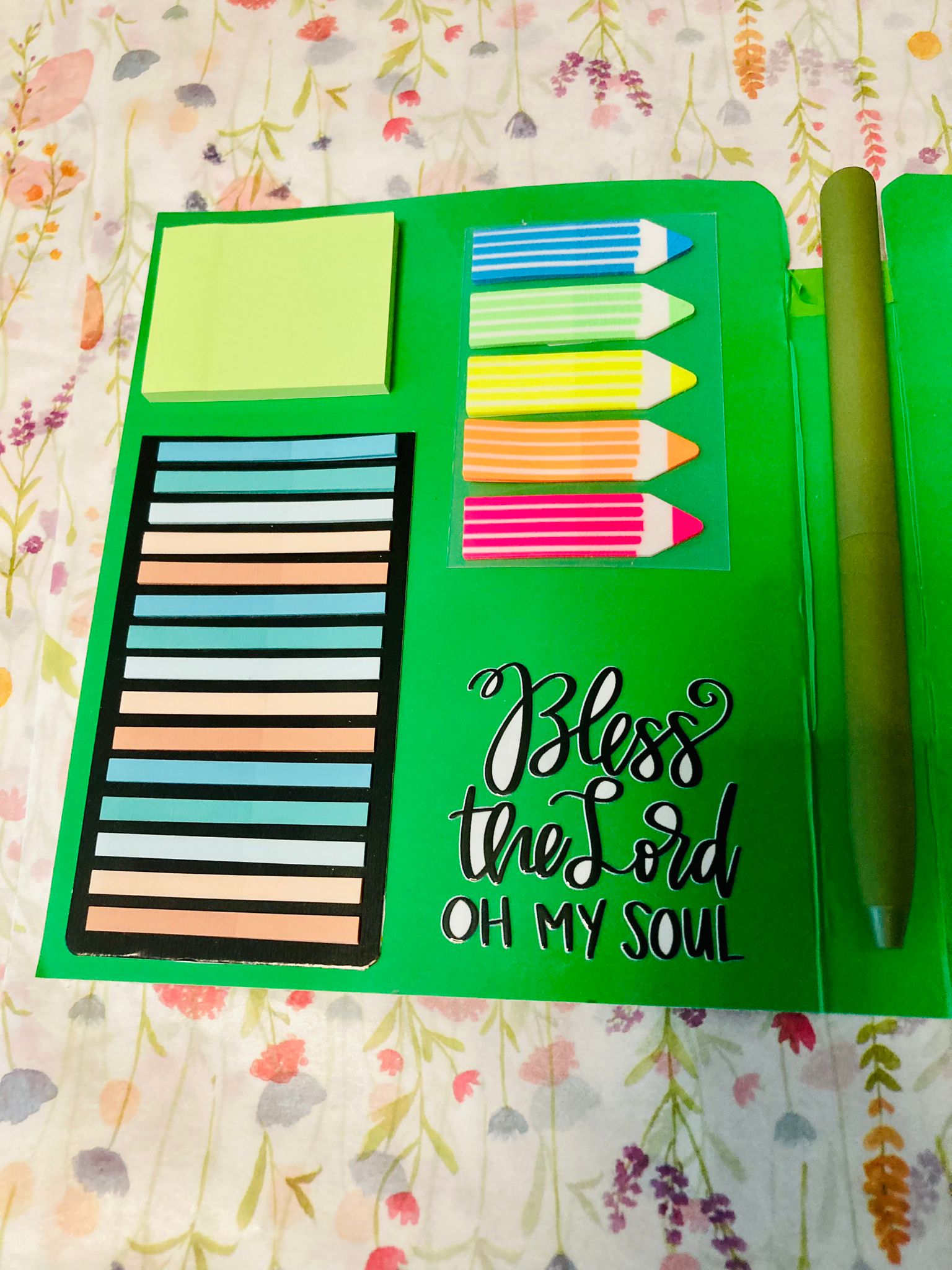 Notebook set: Post it + Notepad (includes the Stabilo Set)