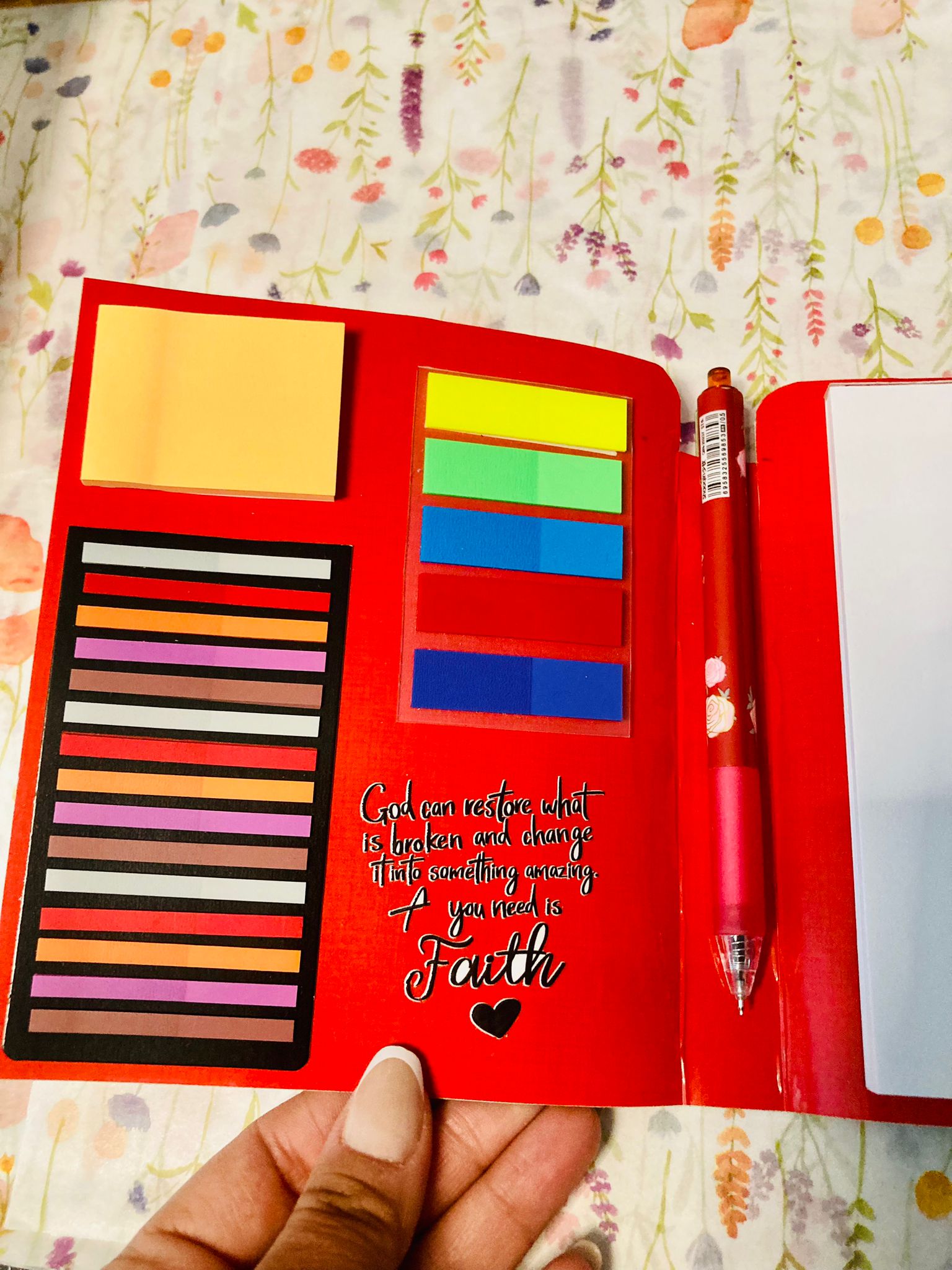 Notebook set: Post it + Notepad (includes the Stabilo Set)